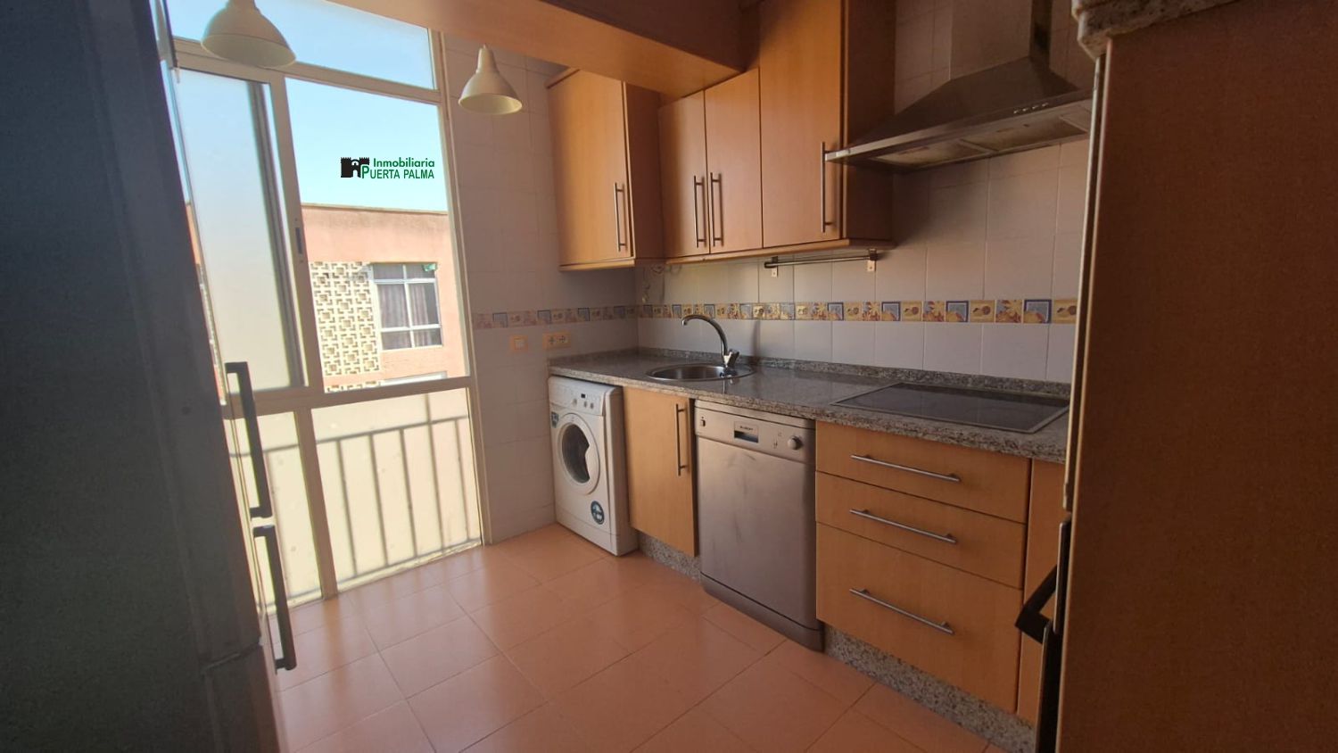 Kitchen of Flat for sale in Badajoz Capital  with Air Conditioner