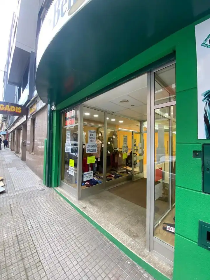 Local comercial en venda a Agra del Orzán - Ventorrillo