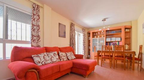 Foto 3 de Casa adosada en venta en Avenida Pablo Picasso, 2, Polideportivo, Granada