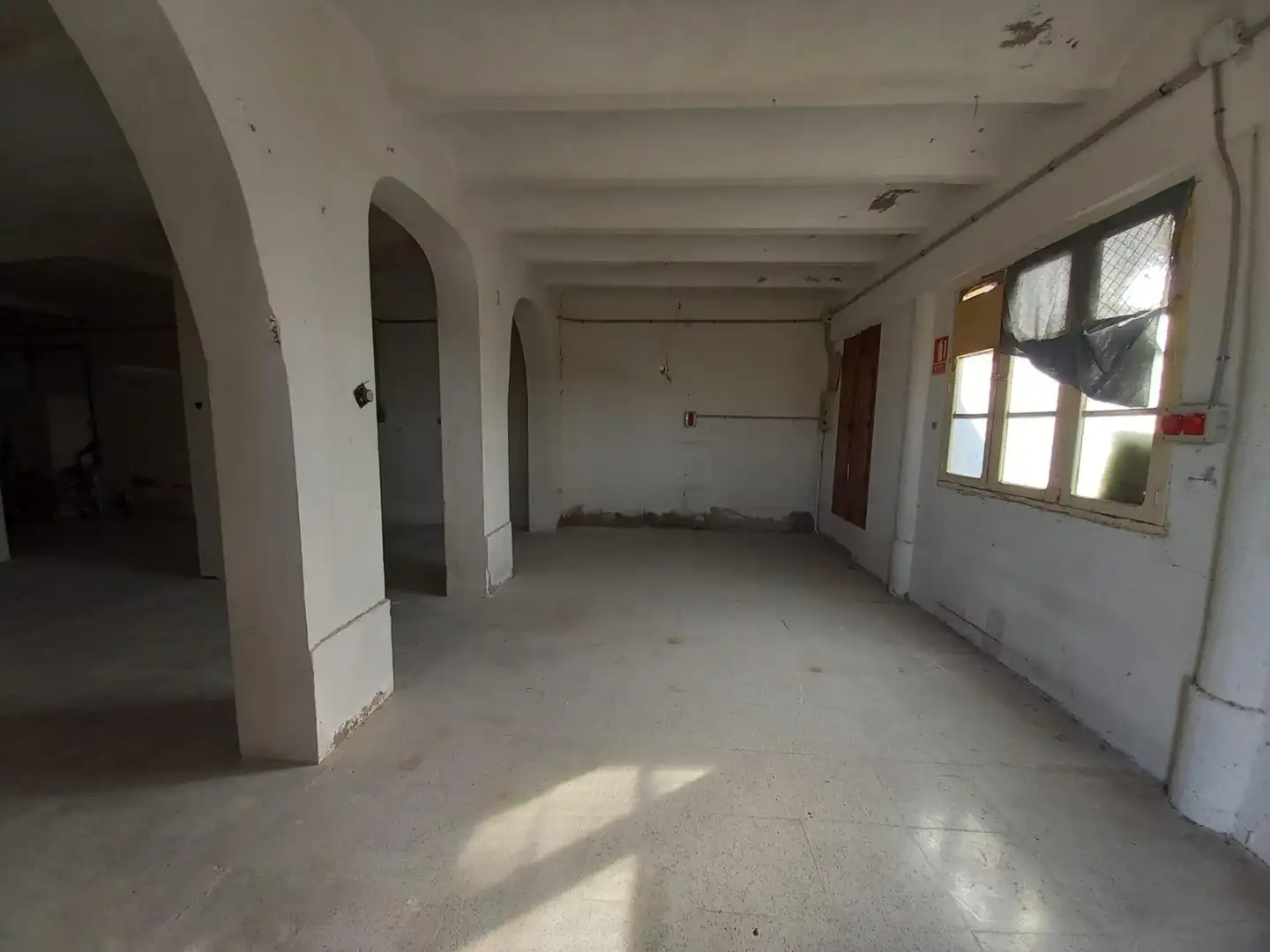 Nave industrial de alquiler en Algorós - El Derramador