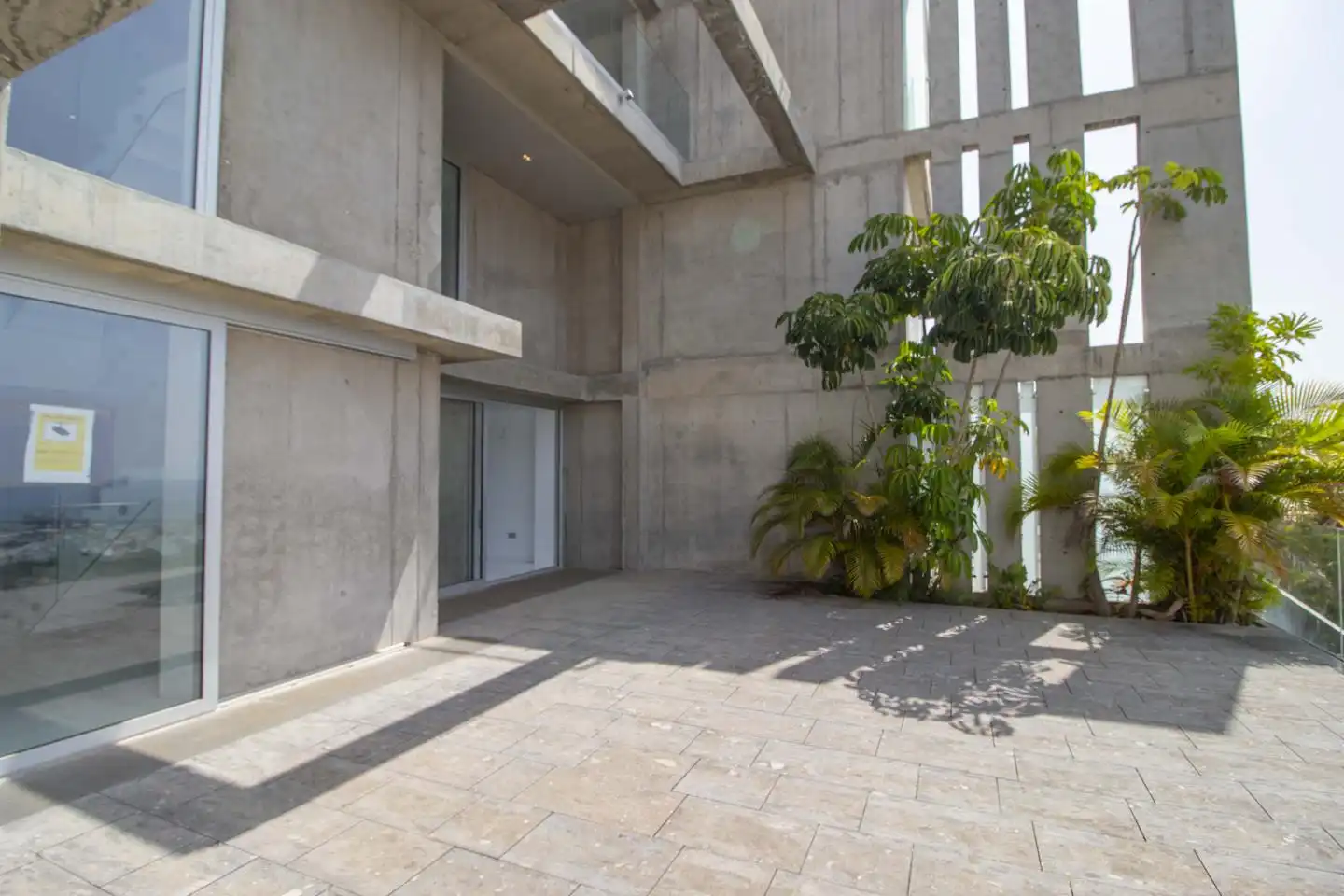 Außenansicht von Wohnung zum Verkauf in Santa Cruz de Tenerife mit Privatgarten und Terrasse