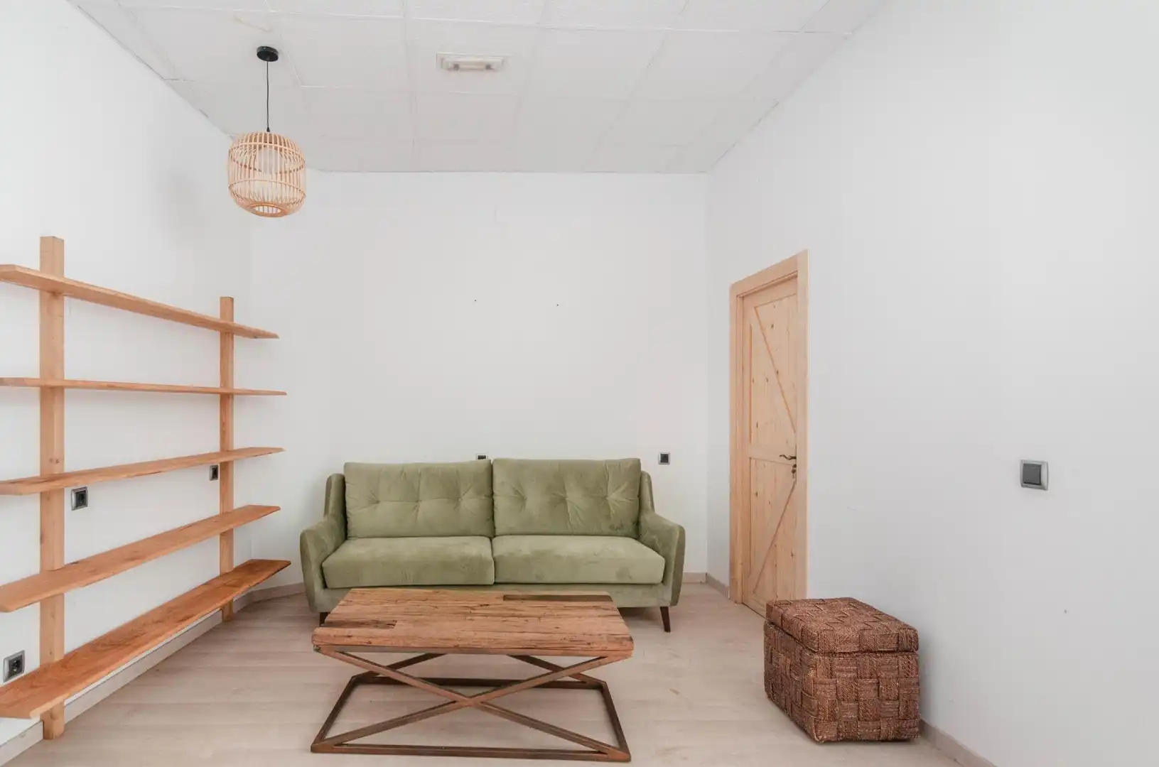 Sala de estar de Local en venta en Avilés