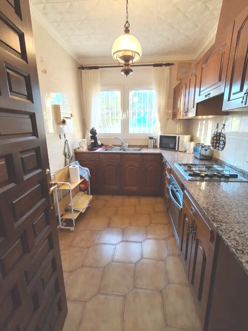 Cocina de Casa o chalet en venta en Mont-roig del Camp con Aire acondicionado, Calefacción y Jardín privado