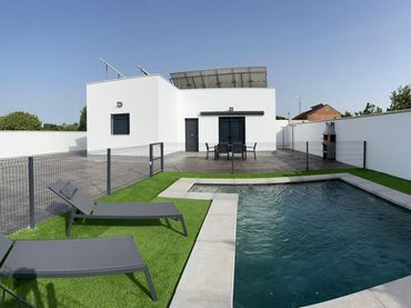Villa avec piscine à vendre à Diseminado Pago Hozanejos