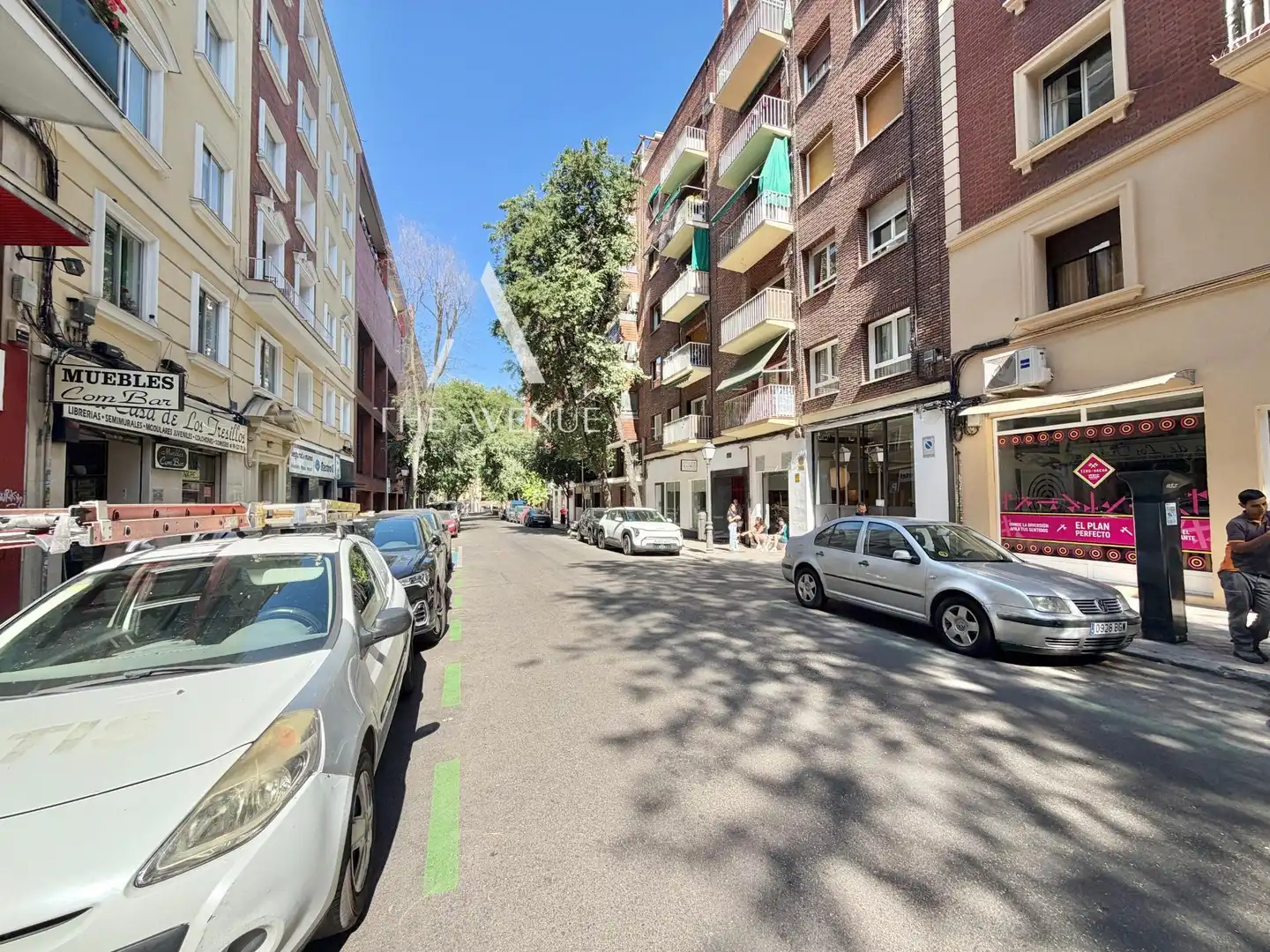 Außenansicht von Wohnung zum Verkauf in Madrid mit Klimaanlage und Heizung