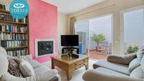 Living room of Single-family semi-detached for sale in Estepona  with Air Conditioner and Terrace