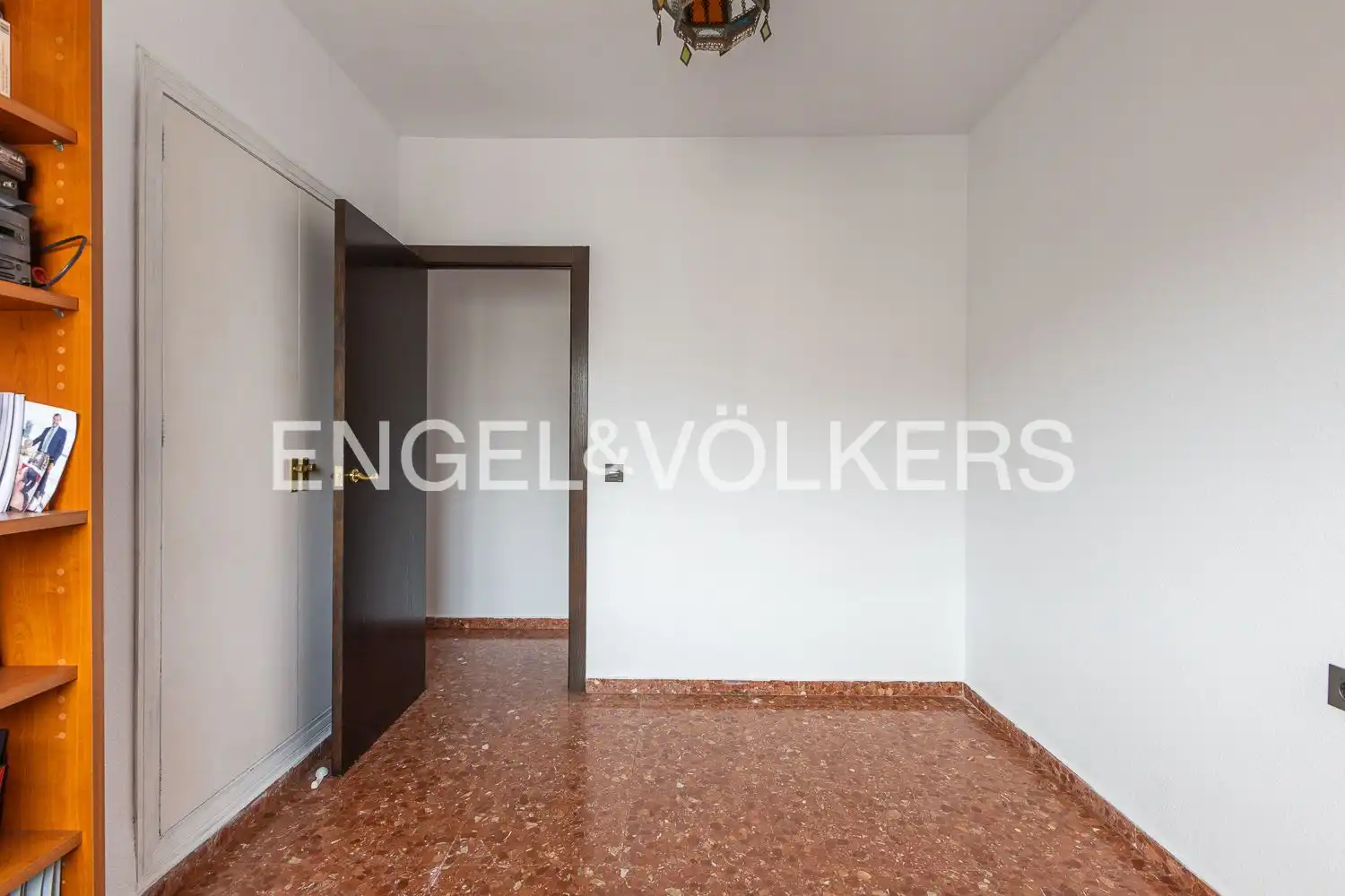 Piso en venta en Valencia con Aire acondicionado, Calefacción y Balcón