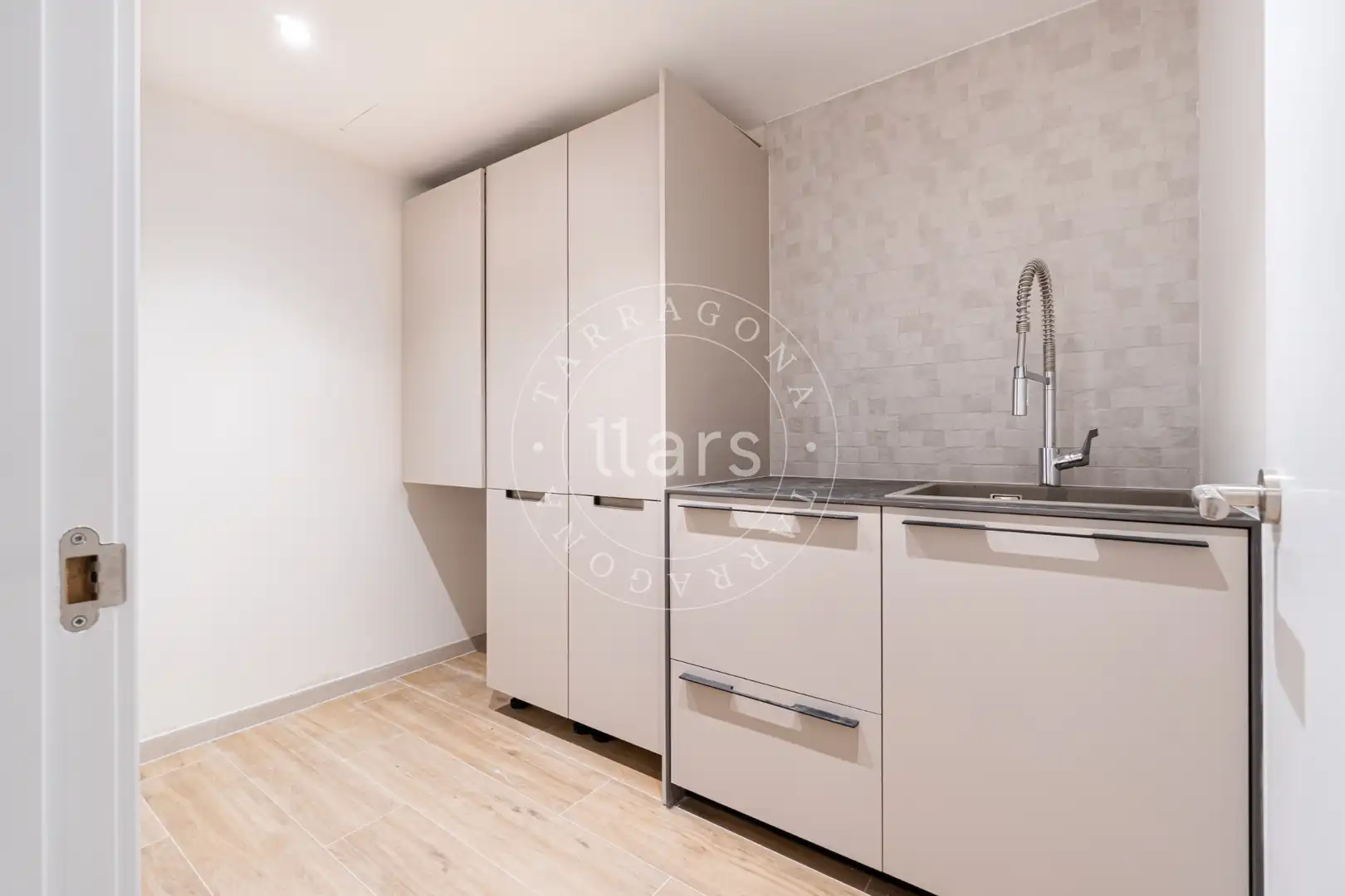 Ground floor with lift for sale in Carrer de Sant Antoni Maria Claret, imagen 21