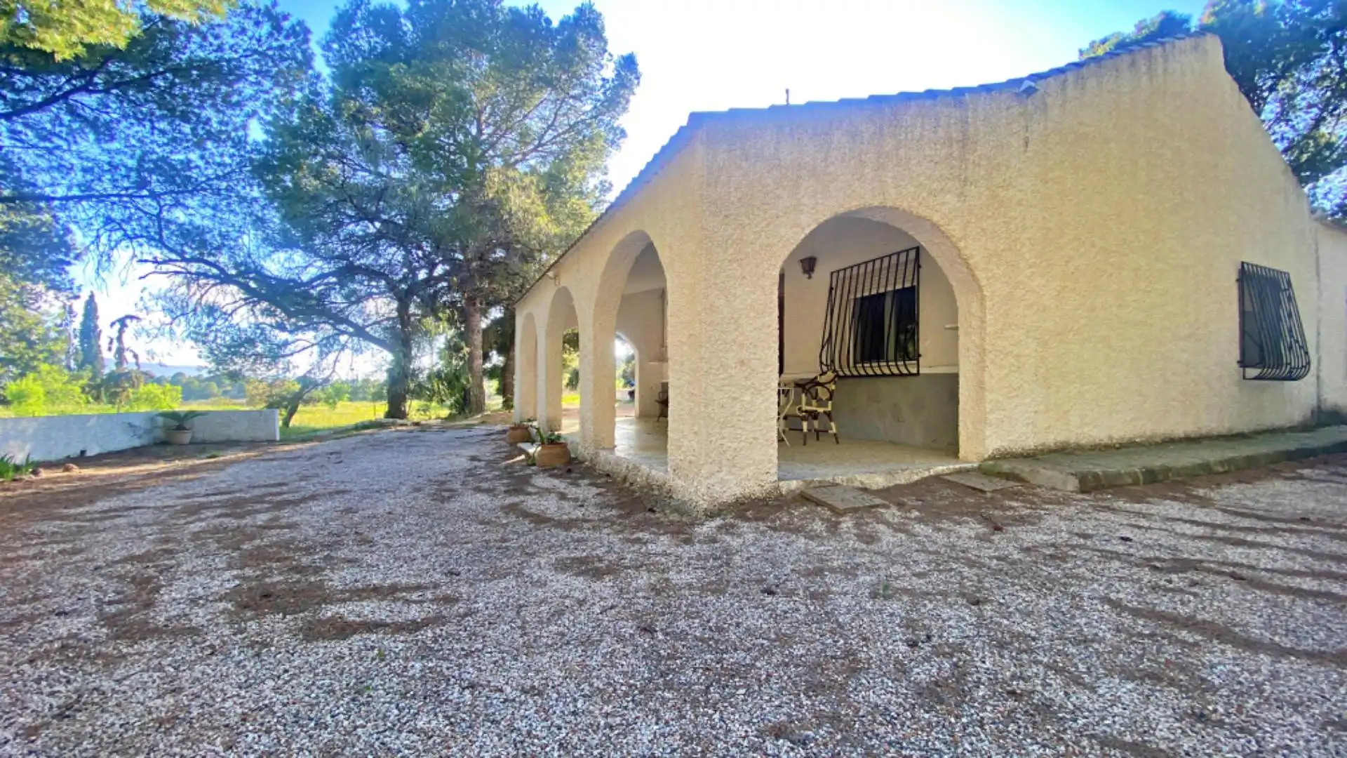 Vista exterior de Casa o xalet en venda en Totana amb Jardí privat i Moblat