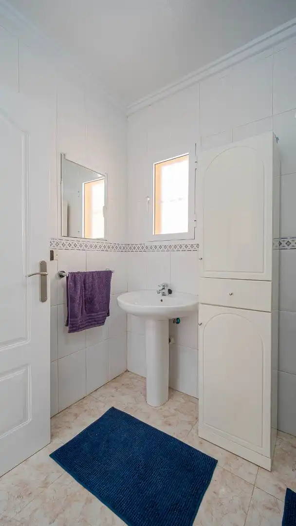 Bany de Apartament en venda en Rojales amb Aire condicionat