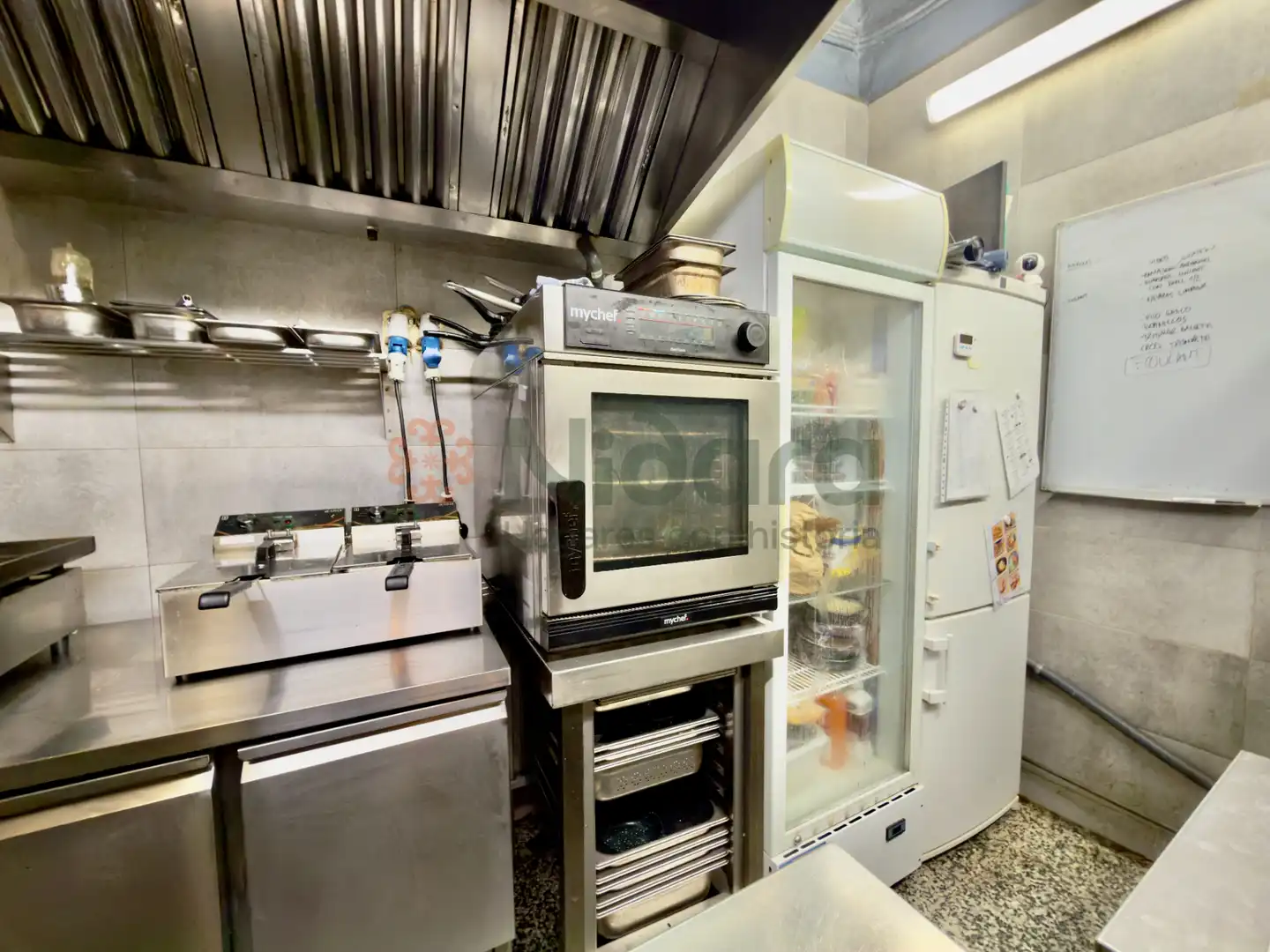 Cuina de Local de lloguer en Eixample