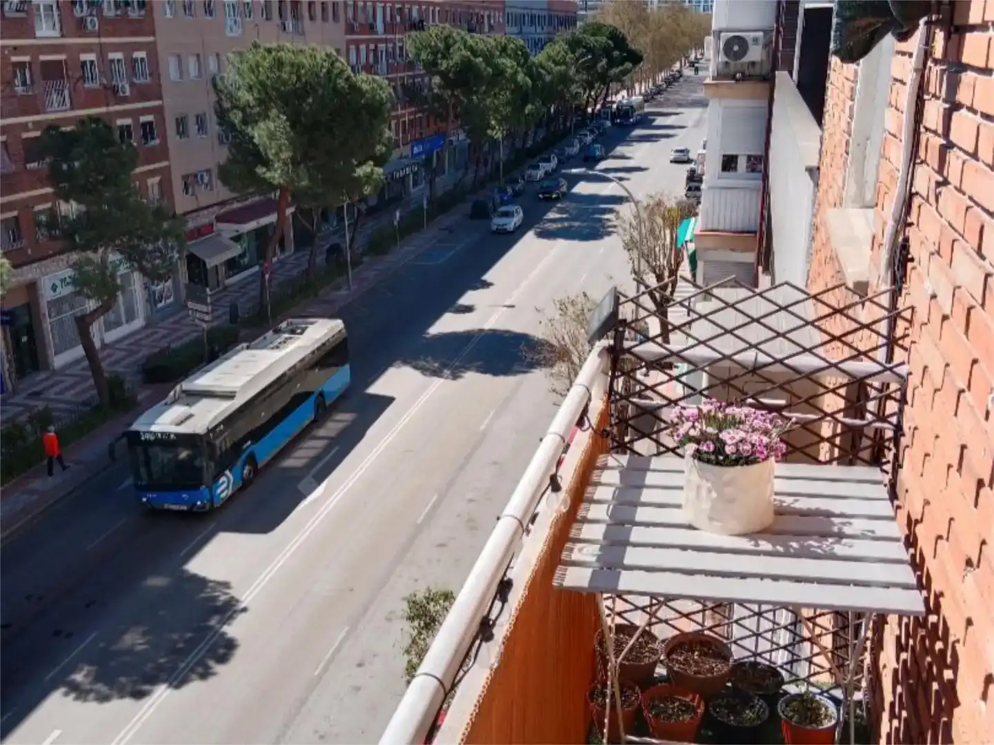 Vista exterior de Piso en venta en  Madrid Capital con Aire acondicionado y Balcón