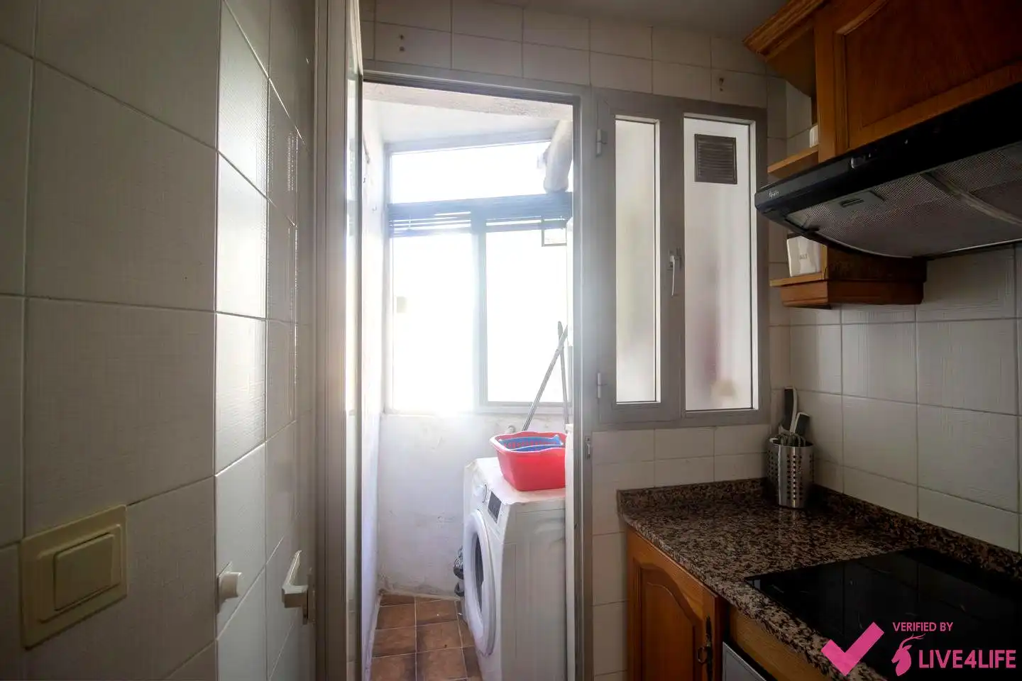 Kitchen of Flat for share in Valencia  with Air Conditioner and Furnished