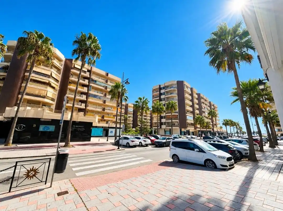 Außenansicht von Geschaftsraum zur Miete in Fuengirola