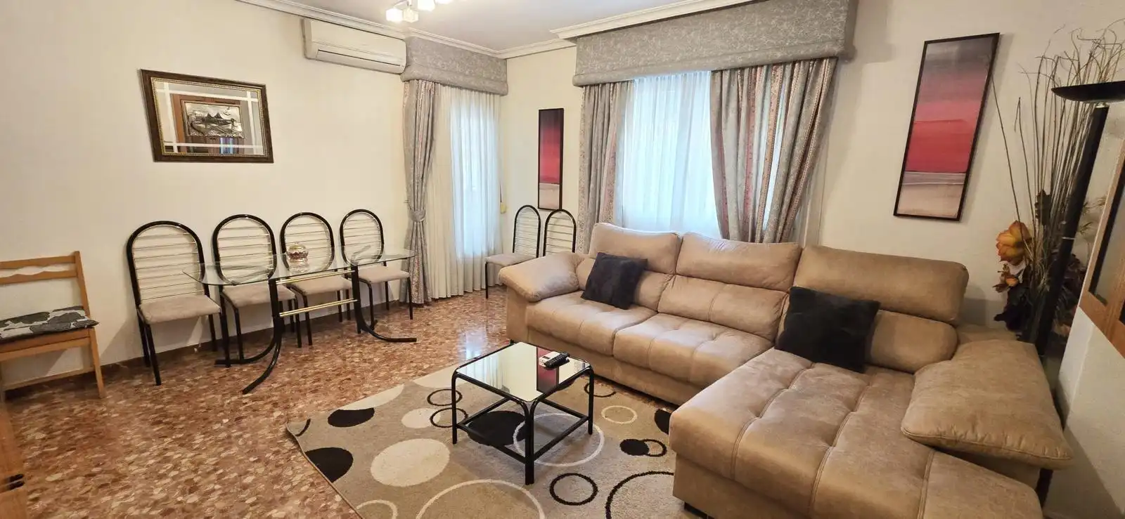 Sala de estar de Piso de alquiler en Petrer con Aire acondicionado, Amueblado y Balcón