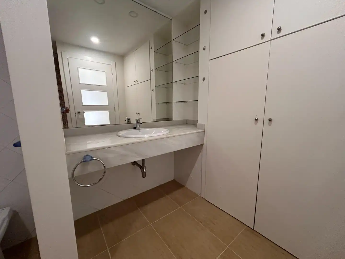 Baño de Planta baja en venta en Mataró con Aire acondicionado, Calefacción y Alarma