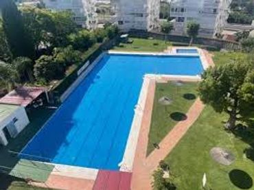 Pis amb piscina en venda a Selwo