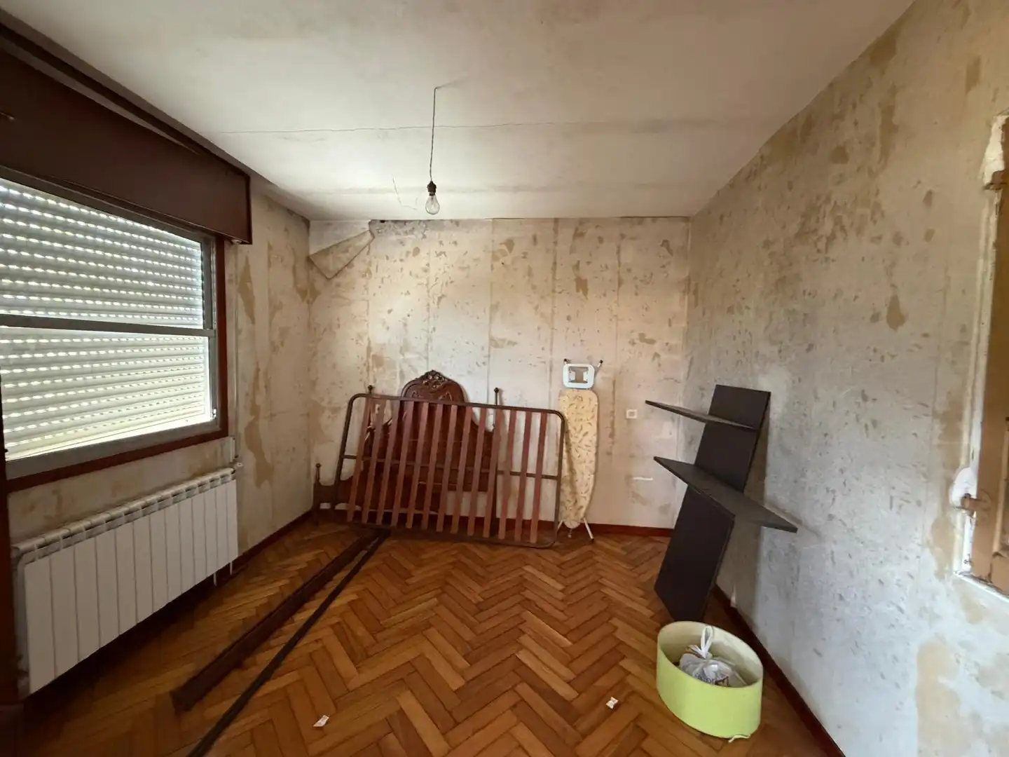 Dormitori de Casa o xalet en venda en Salvaterra de Miño amb Jardí privat i Parquet