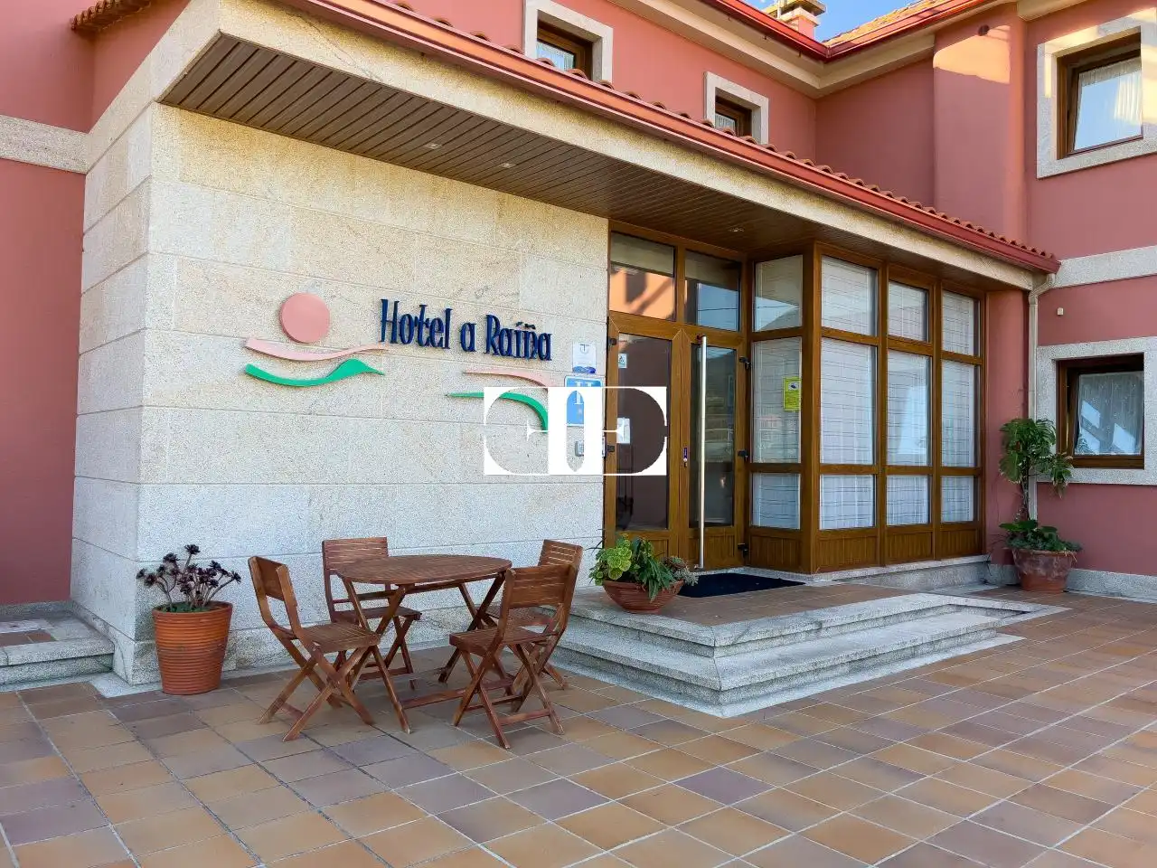 Buildings for sale in Oia