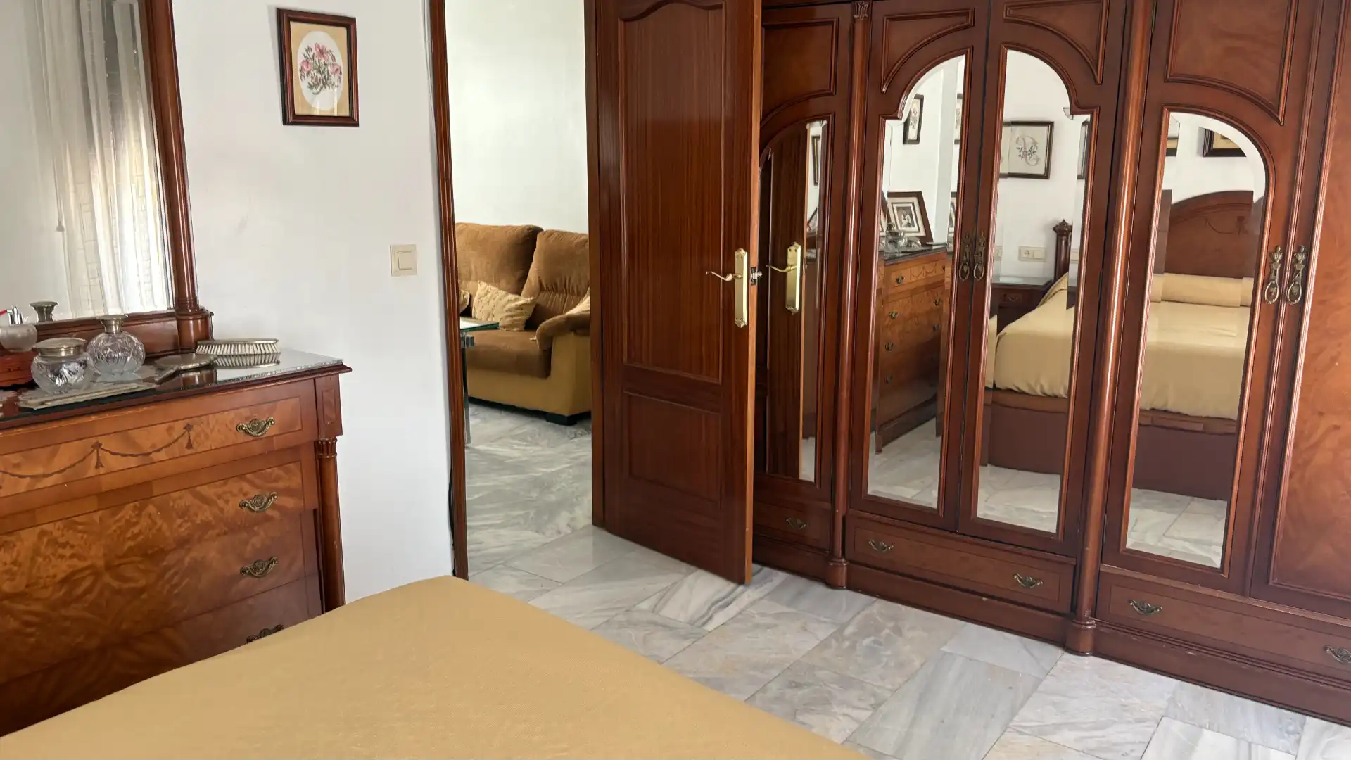 Habitación de Casa adosada en venta en Cañete la Real con Aire acondicionado, Calefacción y Amueblado