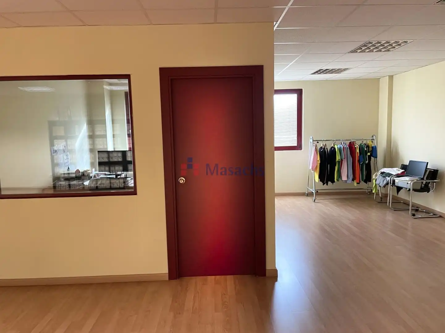 Fabrikhallen zur Miete in Terrassa