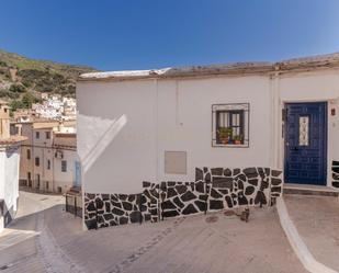 Vista exterior de Casa o xalet en venda en Torvizcón amb Aire condicionat, Terrassa i Moblat