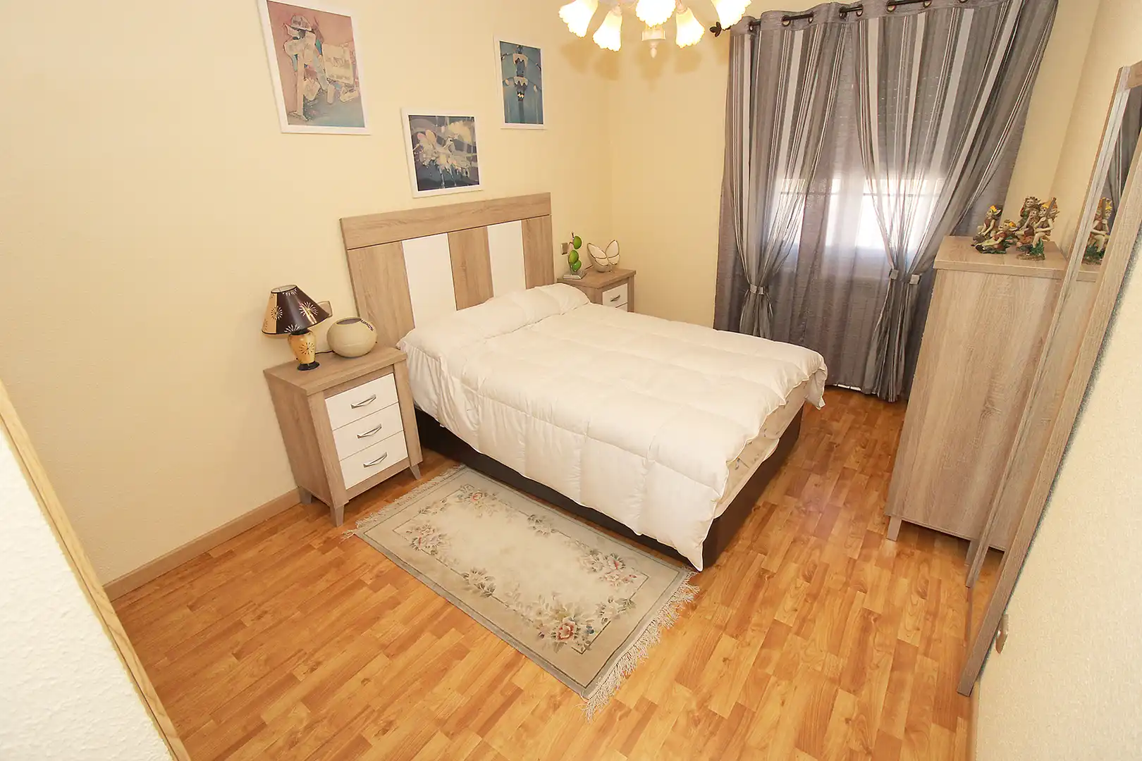 Habitación de Casa o chalet en venta en Torremocha de Jarama con Aire acondicionado, Calefacción y Jardín privado
