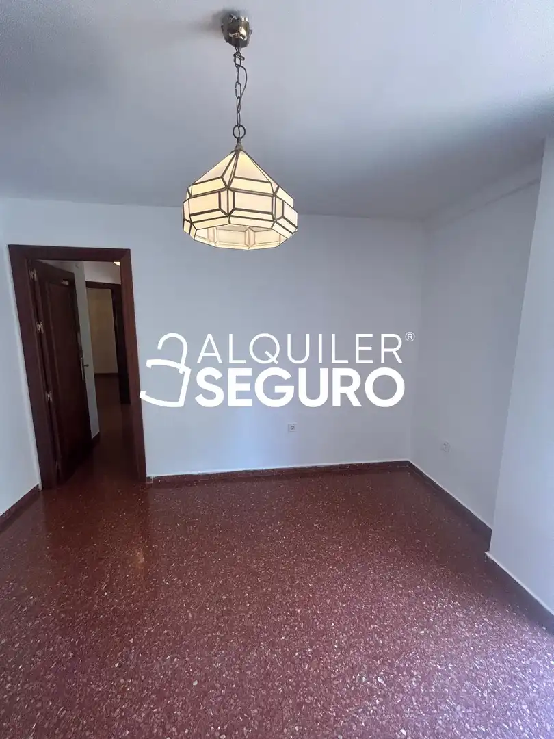 Dormitori de Pis de lloguer en Granada amb Aire condicionat i Calefacció