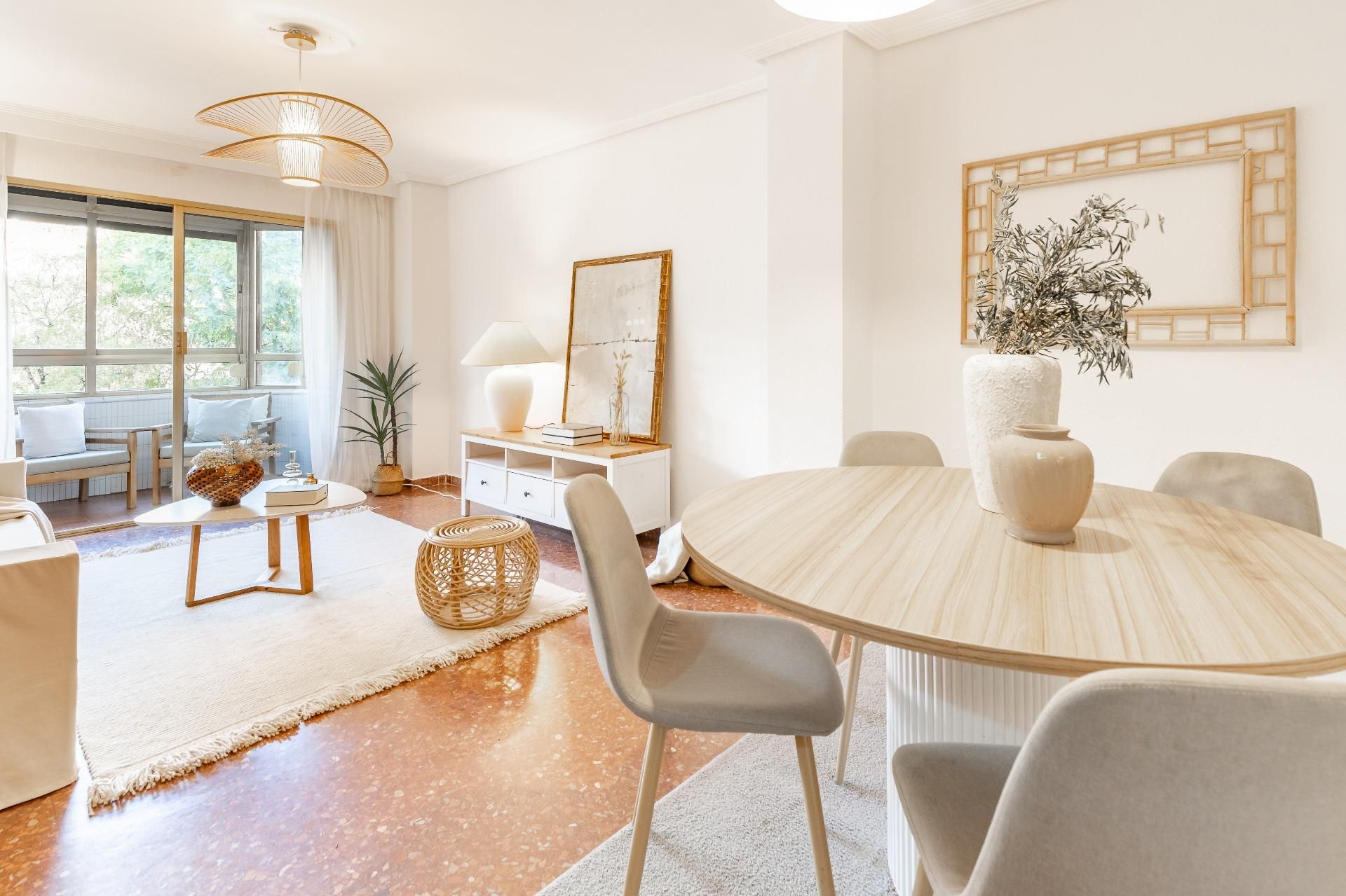 Flat for sale in Sant Pau, Campanar