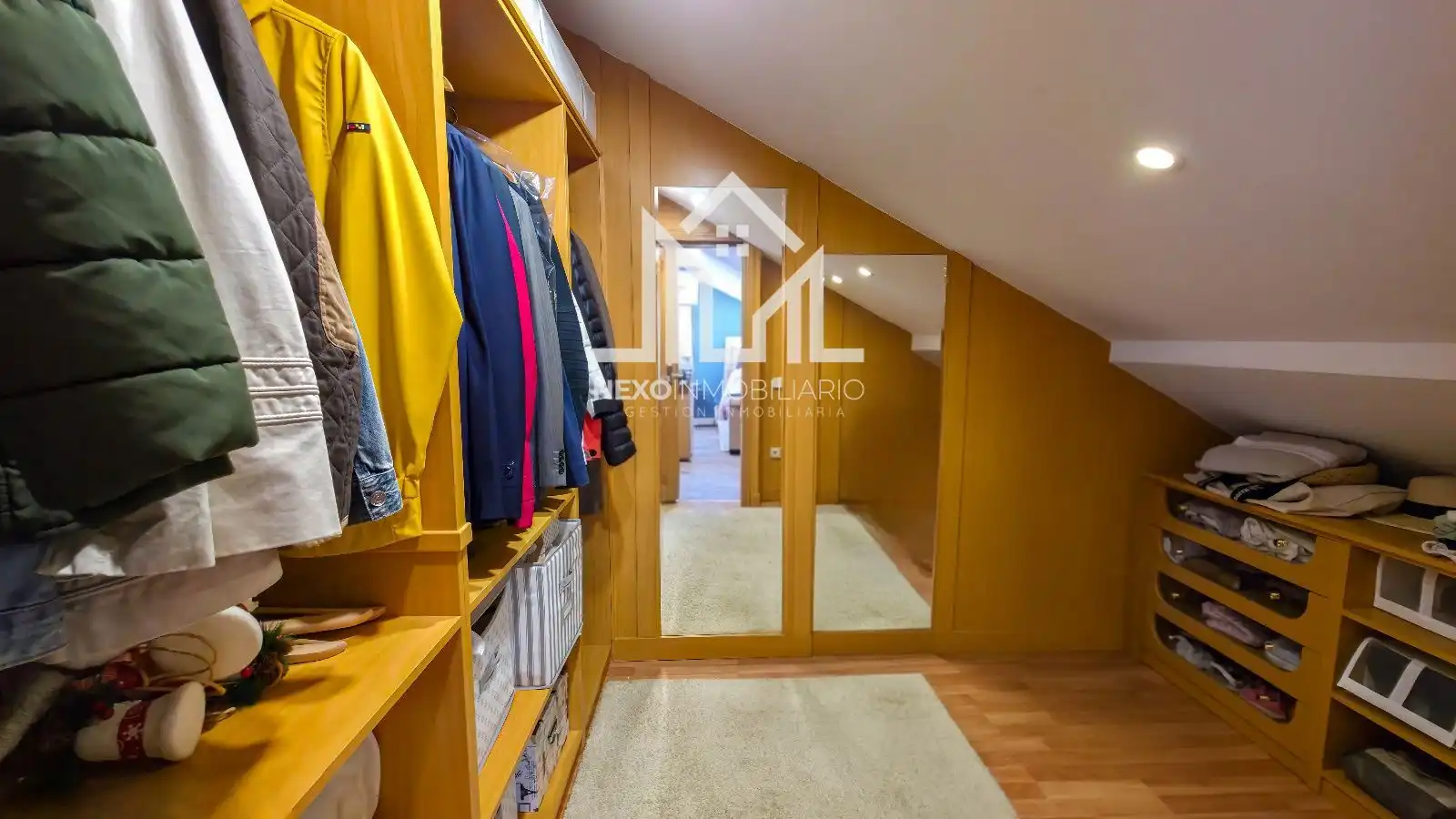 Casa aparellada amb piscina en venda a Gladiolos, imagen 47