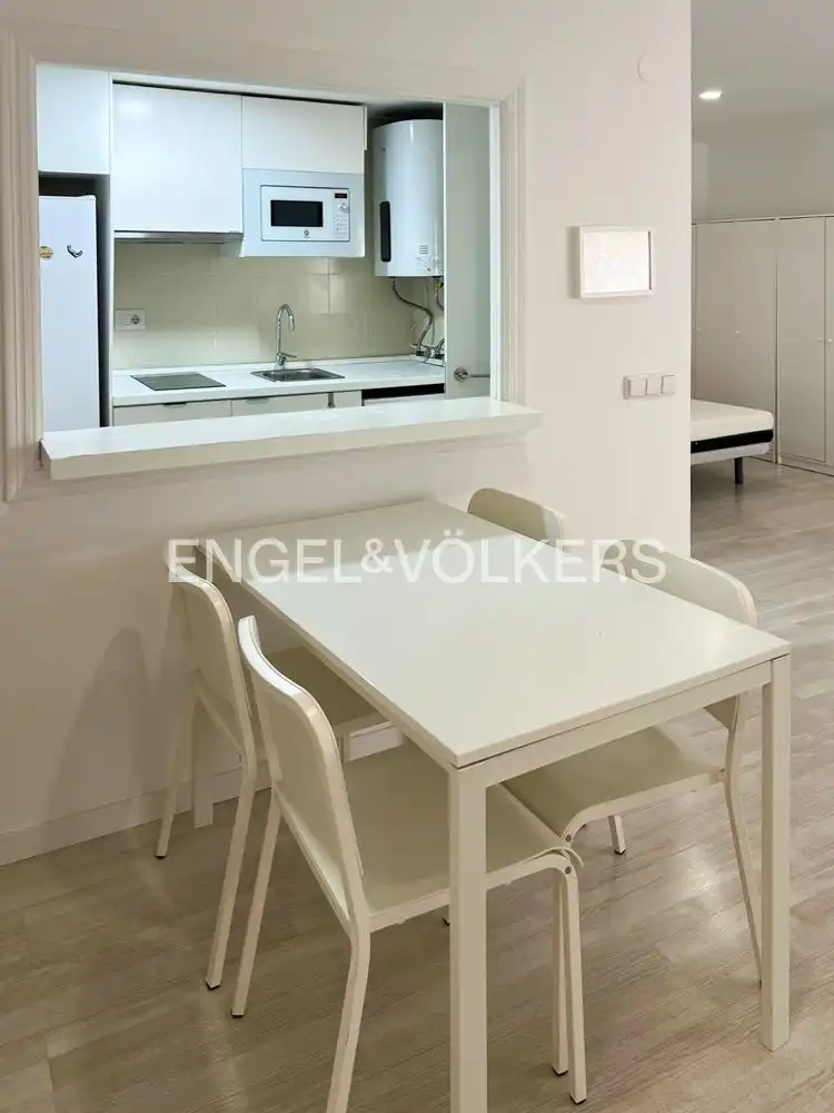 Esszimmer von Wohnung zur Miete in Valencia mit Klimaanlage, Heizung und Möbliert