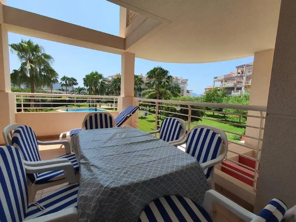 Terrassa de Apartament en venda en Dénia amb Aire condicionat, Terrassa i Piscina comunitària