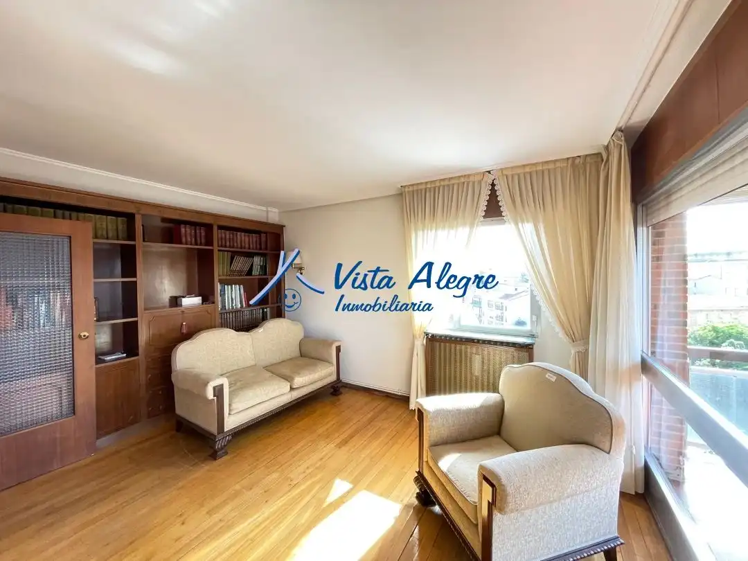 Sala de estar de Piso en venta en Haro con Calefacción, Terraza y Trastero