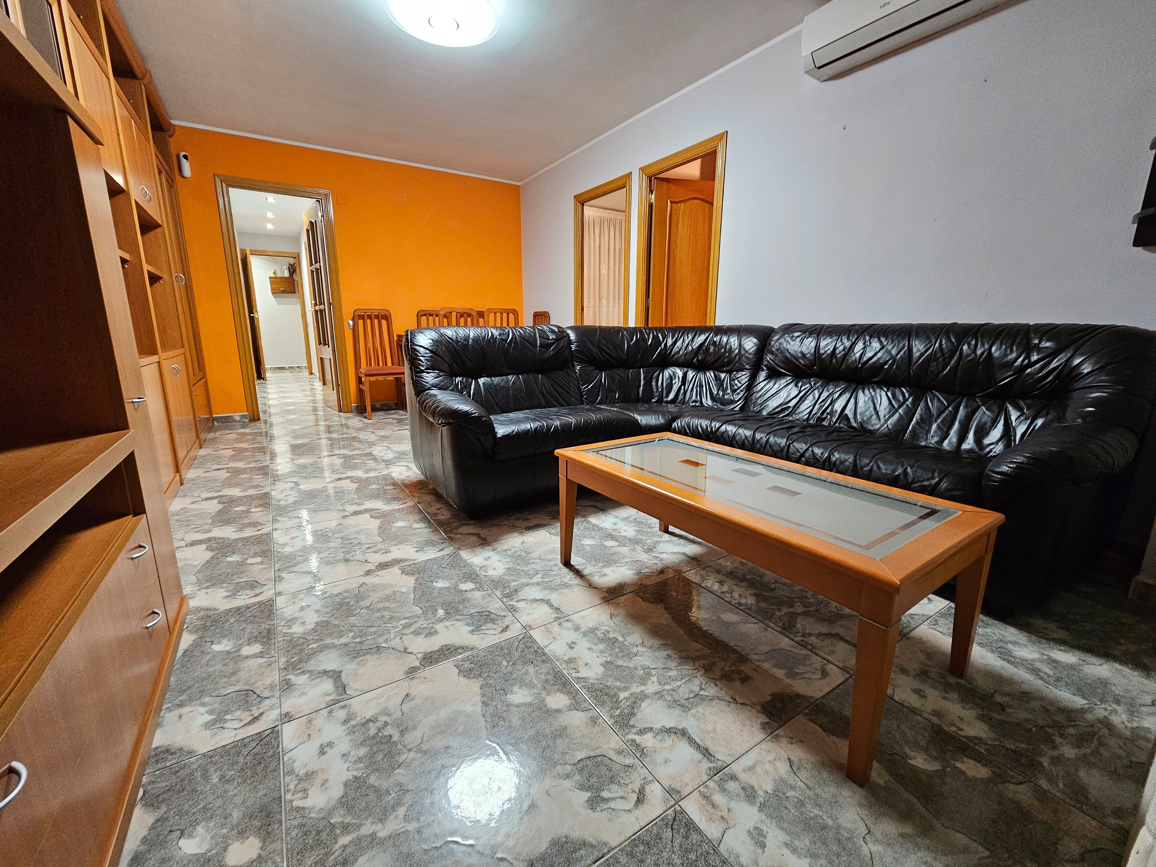 Flat to rent in Avinguda de l'Anselm de Riu, 84, Guinardera