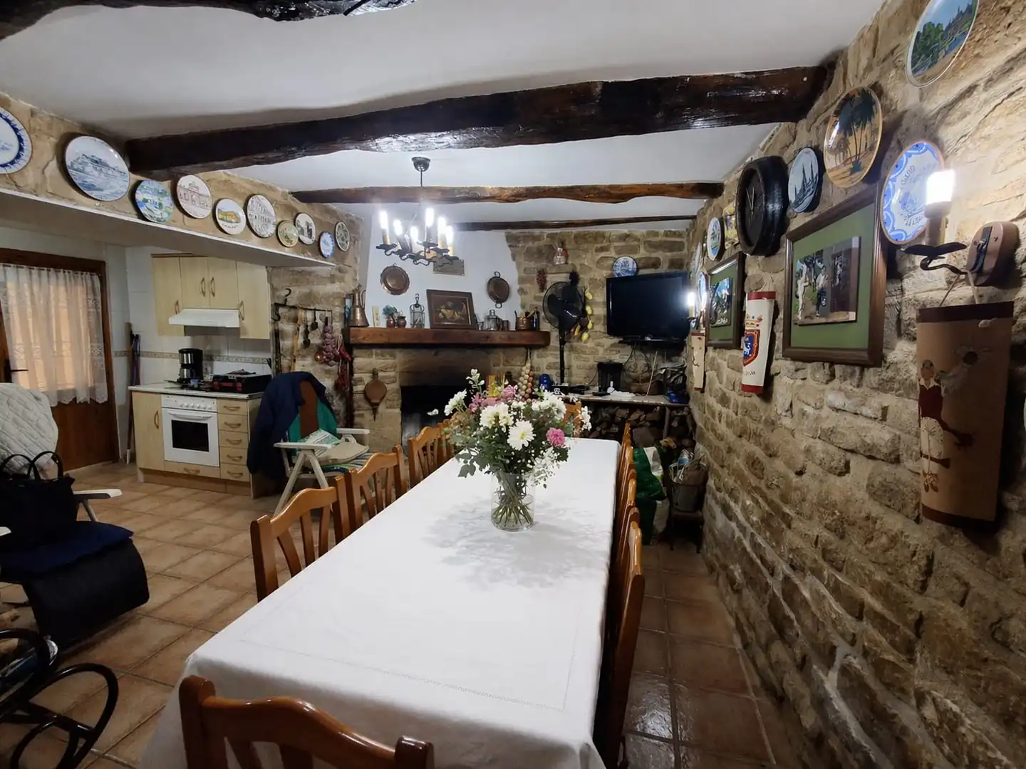 Comedor de Casa adosada en venta en Eslava con Calefacción, Terraza y Amueblado