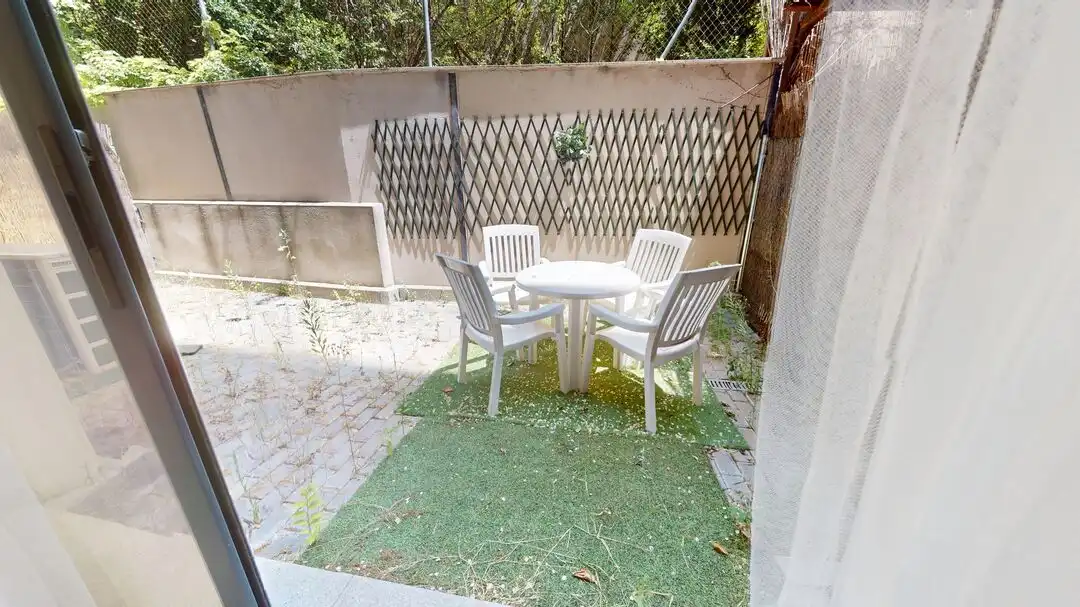 Terrassa de Pis en venda en Madrid amb Jardí privat i Moblat