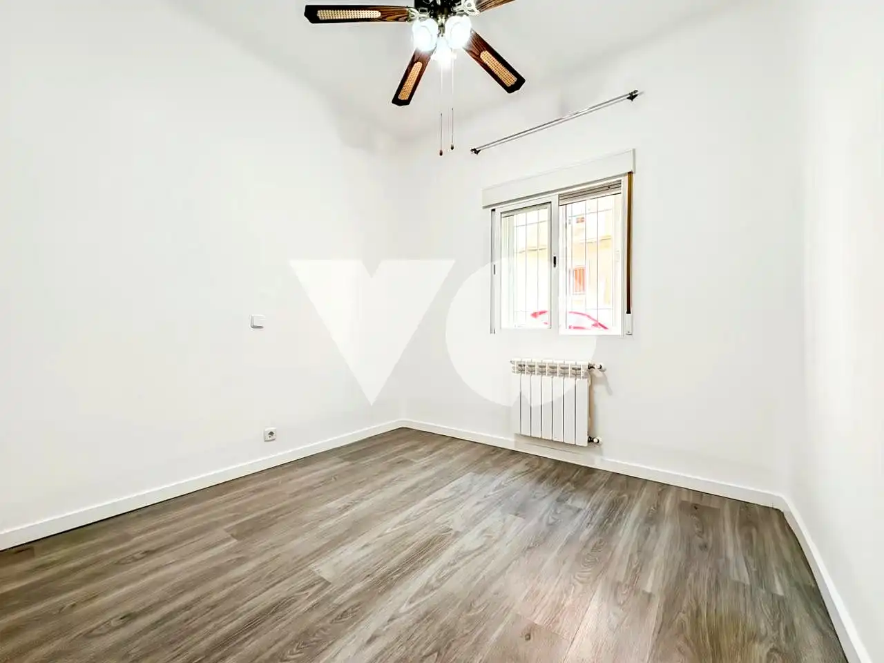 Bedroom of Ground floor for sale in Madrid  with Air Conditioner, Heating and Private garden