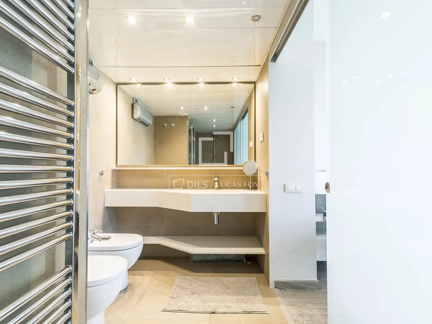 Baño de Ático en venta en Barcelona con Aire acondicionado, Calefacción y Trastero