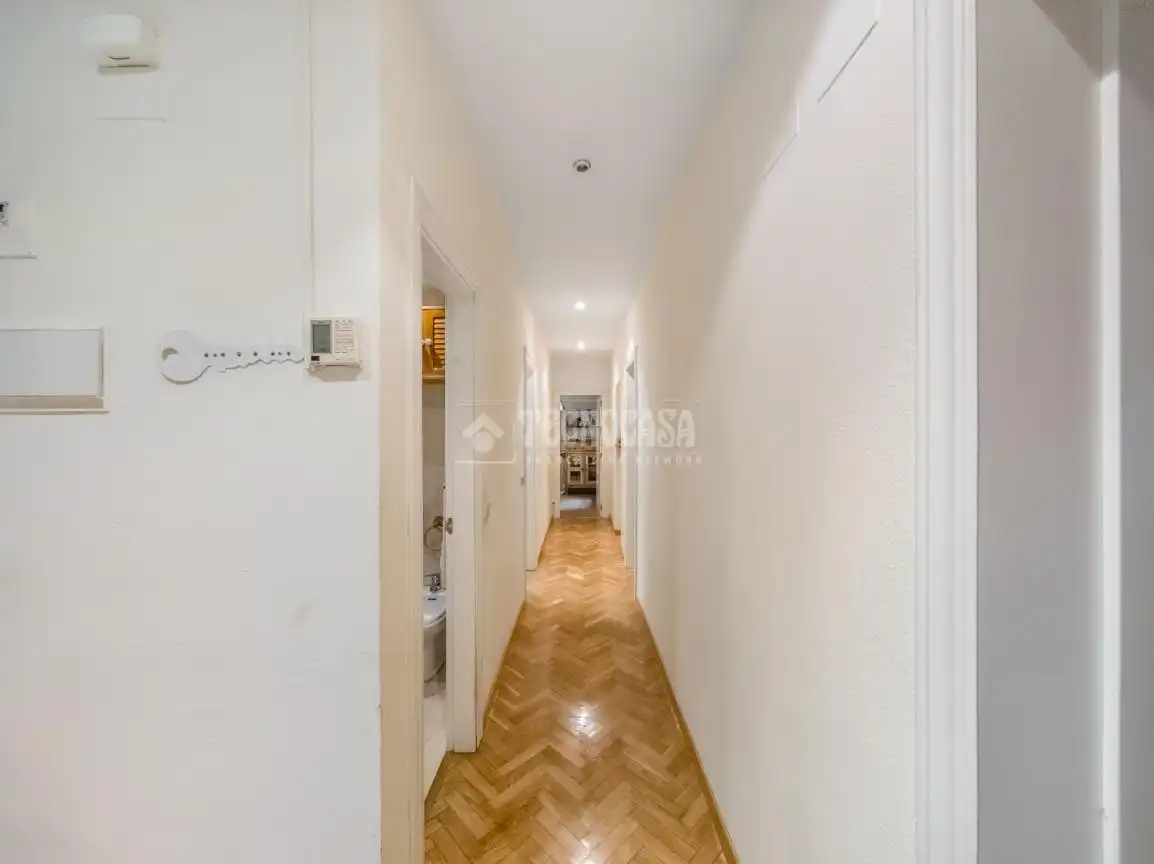 Piso en venta en Madrid con Aire acondicionado, Calefacción y Parquet