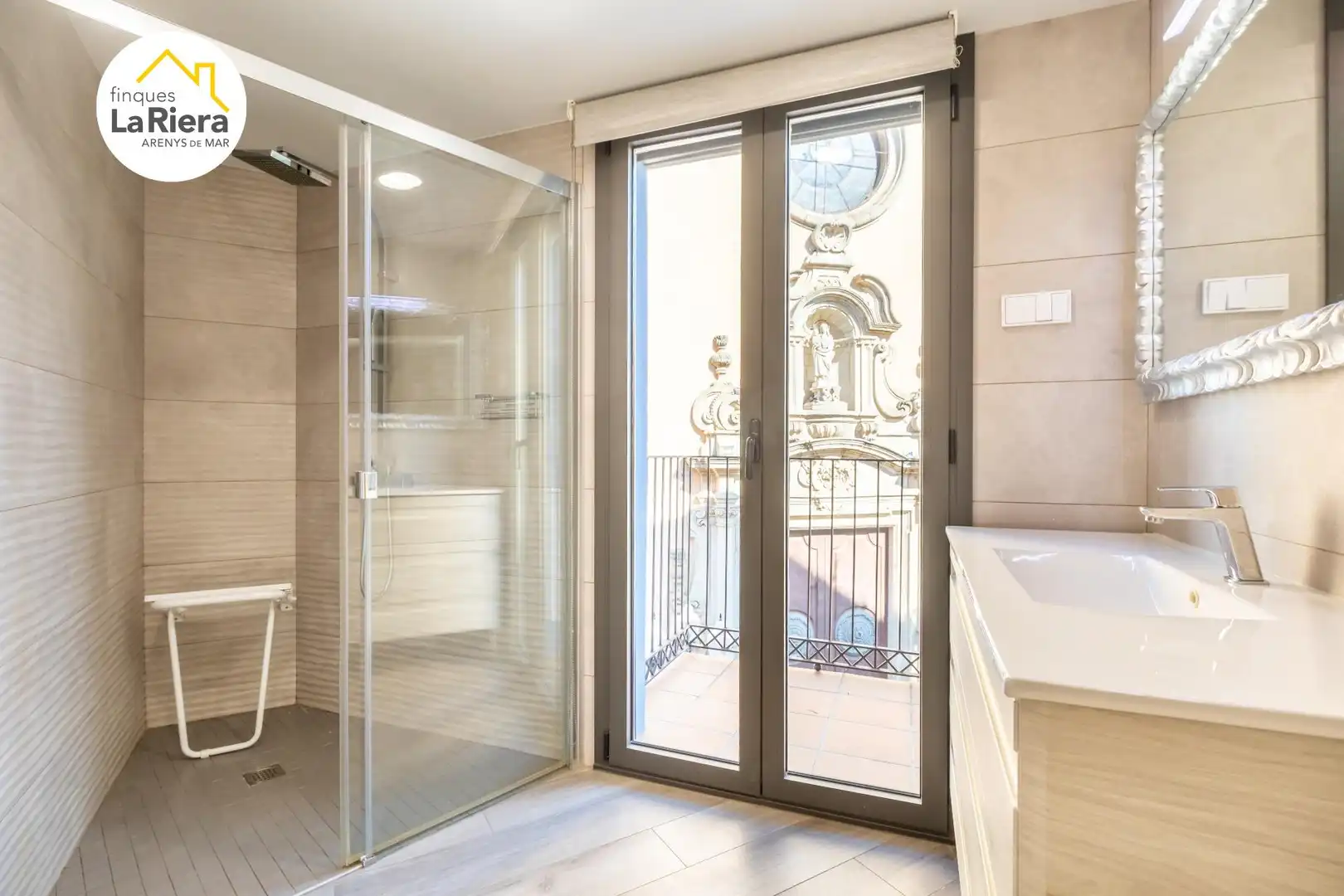Baño de Dúplex en venta en Arenys de Mar con Aire acondicionado, Calefacción y Terraza