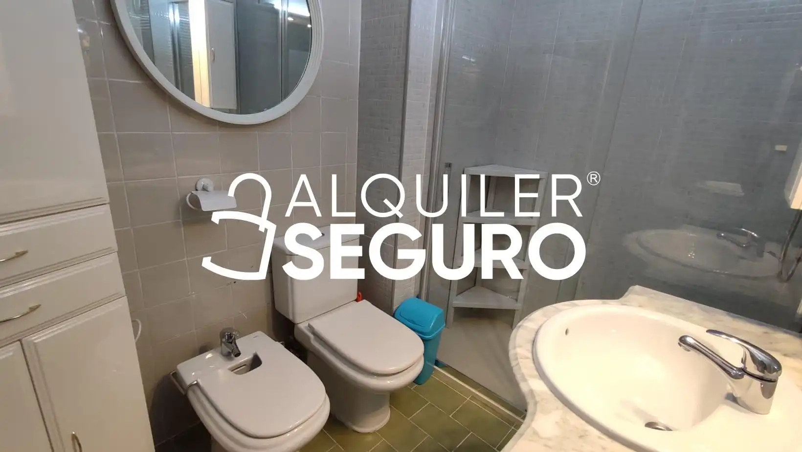 Bany de Pis de lloguer en Madrid amb Calefacció i Moblat