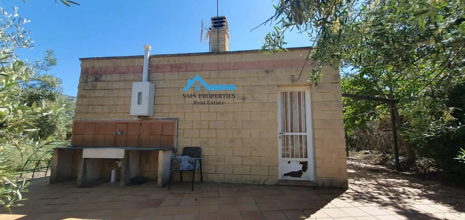 Vista exterior de Casa o chalet en venta en Confrides con Calefacción, Jardín privado y Terraza