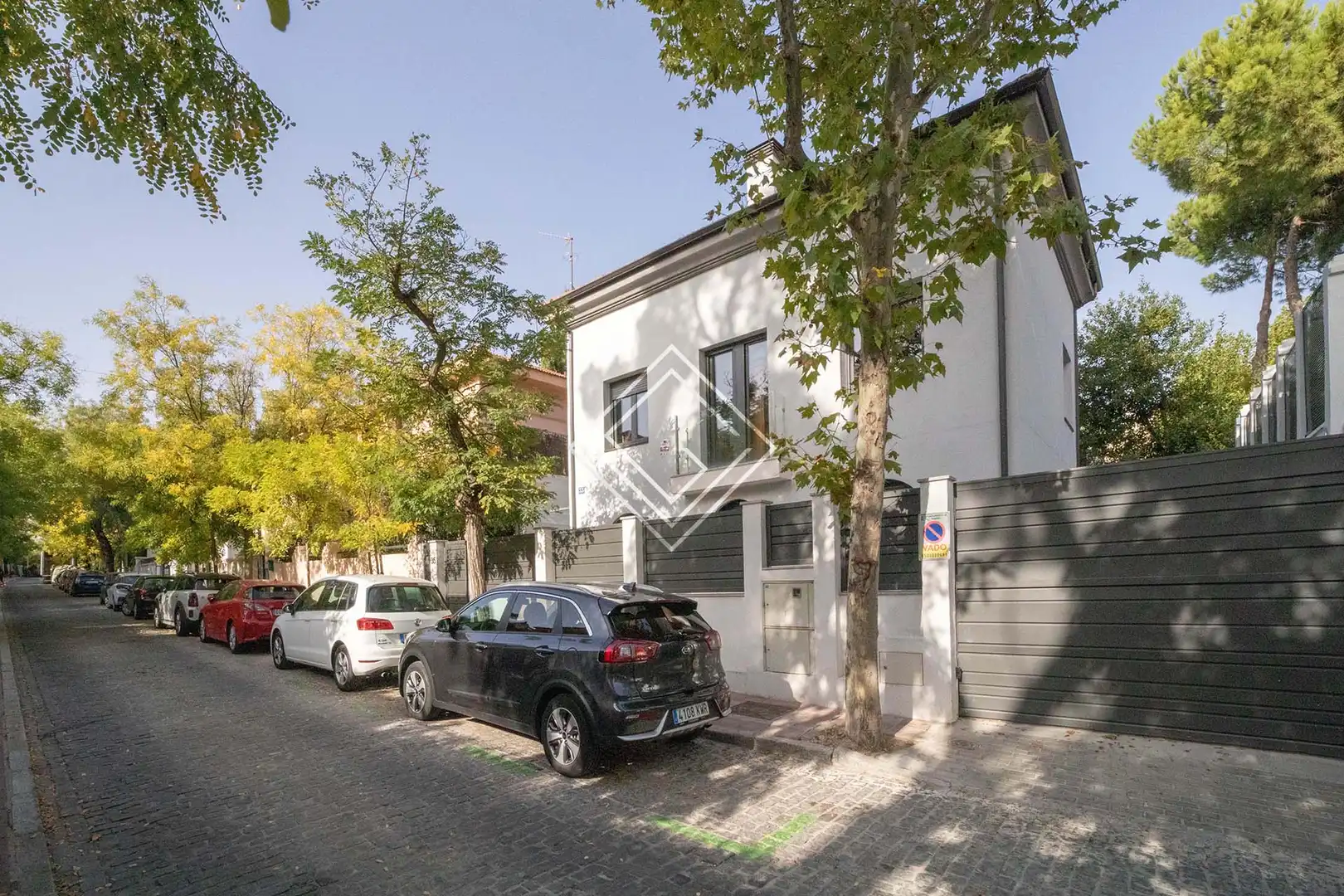 Vista exterior de Casa o chalet en venta en Madrid