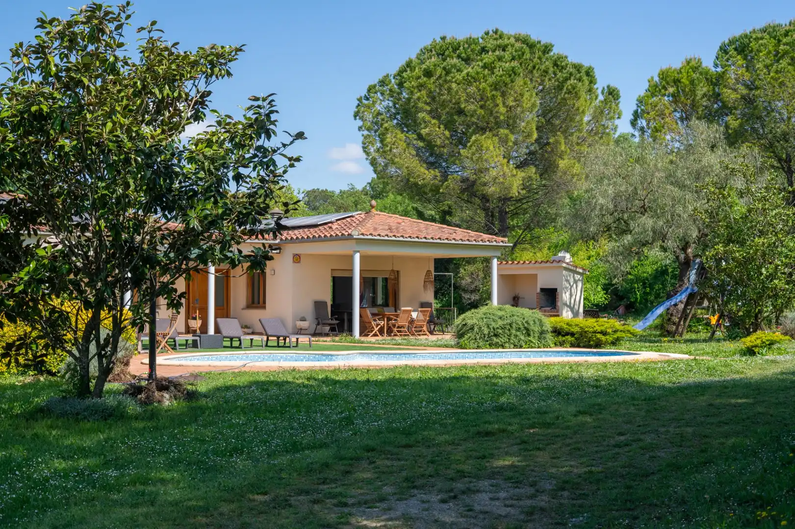 Garden of Houses for sale in Vilademuls  with Air Conditioner, Heating and Terrace