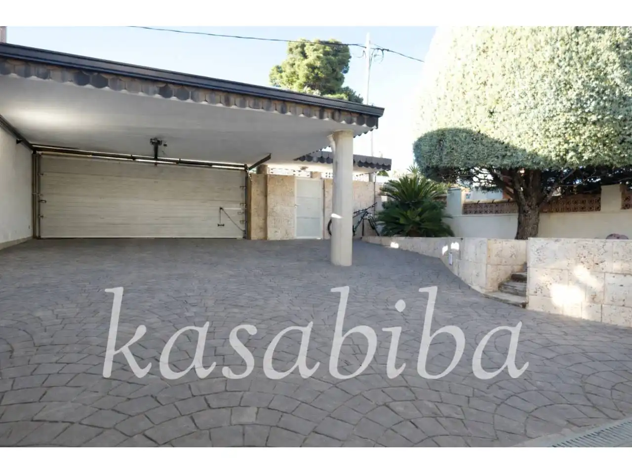 Parking de Casa o chalet en venta en Chiva con Aire acondicionado, Calefacción y Jardín privado