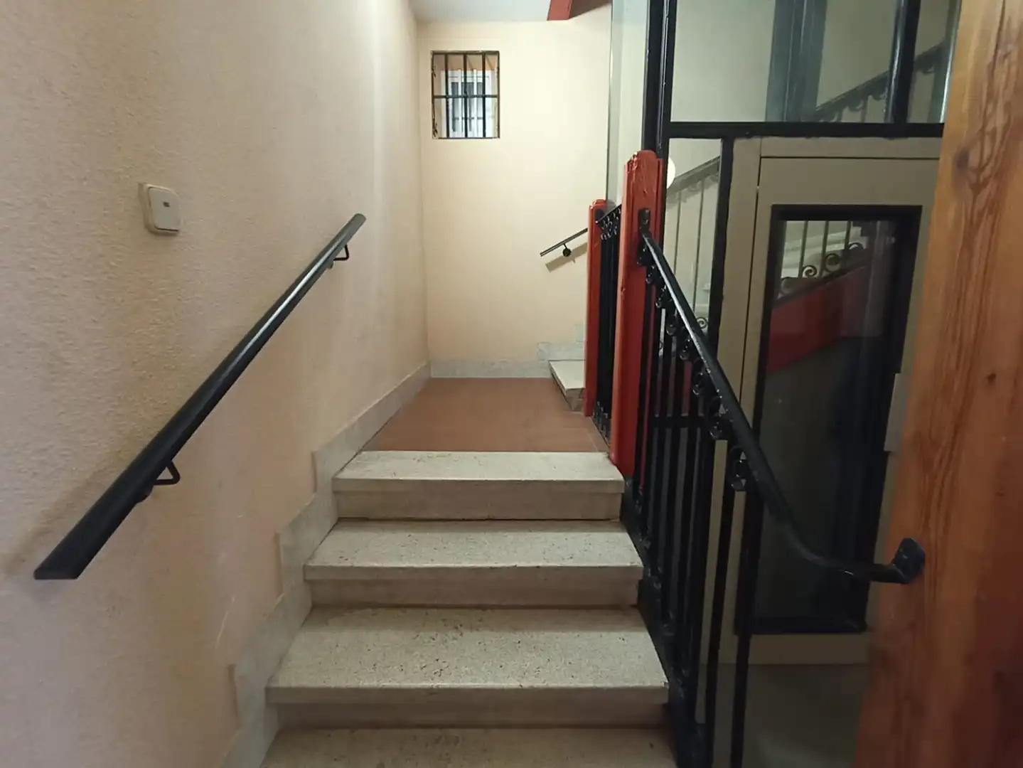 Apartamento en venta en Madrid con Calefacción y Amueblado