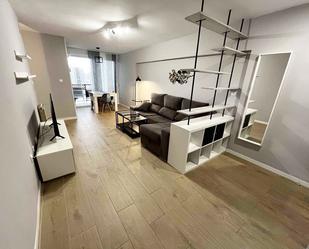 Living room of Flat to rent in  Madrid Capital  with Air Conditioner, Heating and Terrace