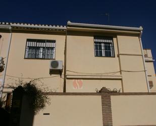 Exterior view of House or chalet for sale in  Granada Capital  with Air Conditioner