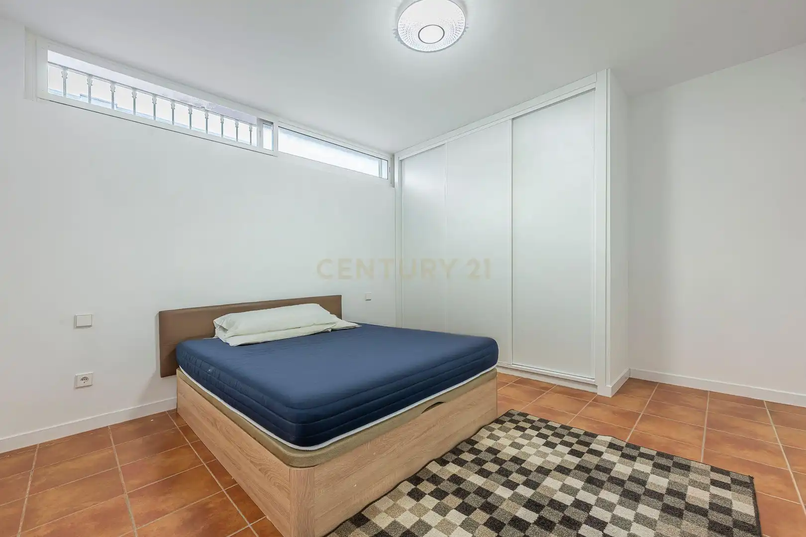 Schlafzimmer von Einfamilien-Reihenhaus zur Miete in San Pedro de Alcántara