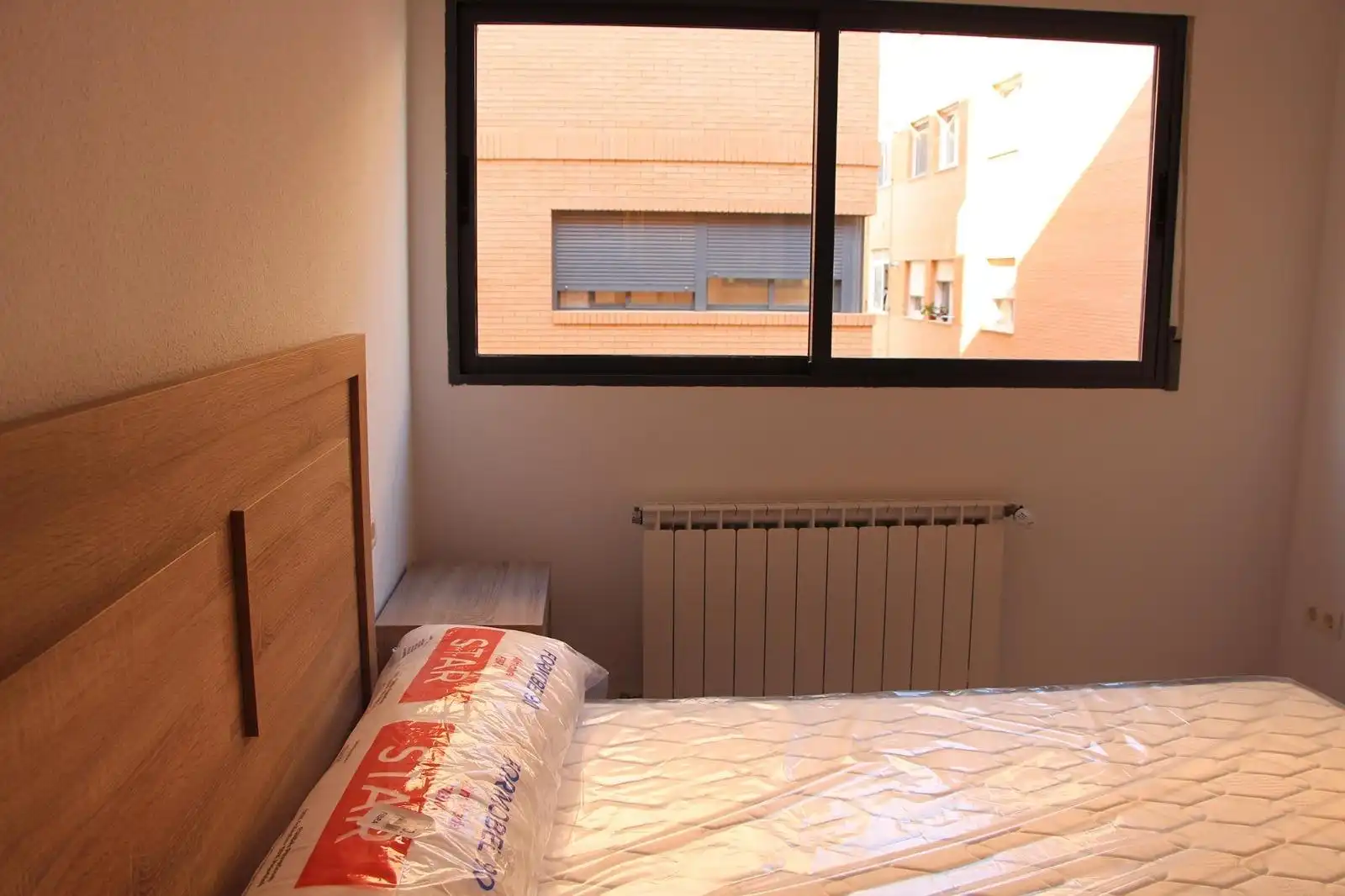 Bedroom of Flat for rent in Almansa  with Heating and Furnished